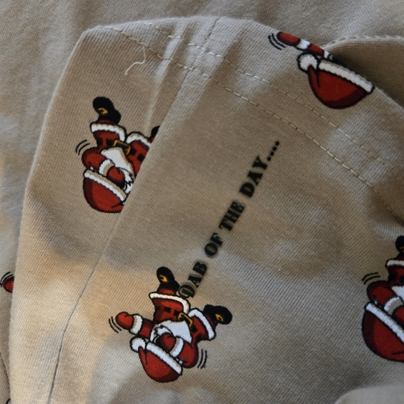 Santa "Dab of the Day" Shirt - Picture 8 of 13